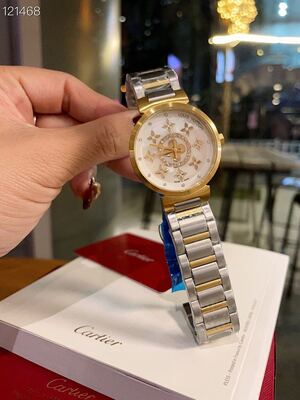 Louis Vuitton Tambour Watch view 9