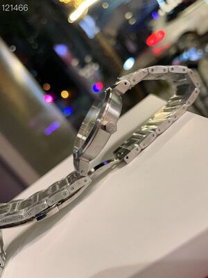 Louis Vuitton Tambour Watch view 3