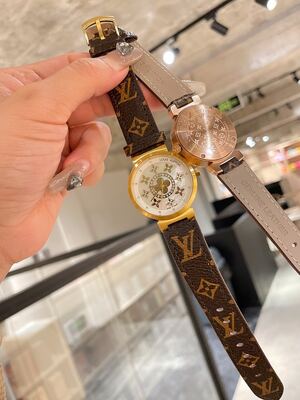 Louis Vuitton Tambour Watch view 2