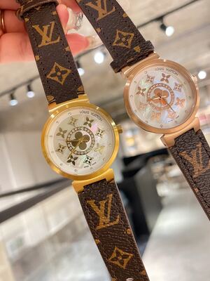 Louis Vuitton Tambour Watch view 4