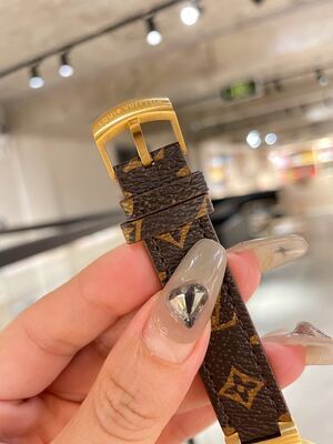 Louis Vuitton Tambour Watch view 5