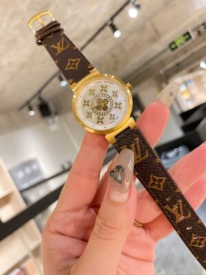 Louis Vuitton Tambour Watch view 8