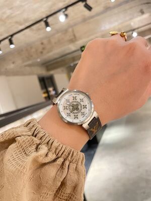 Louis Vuitton Tambour Watch view 3