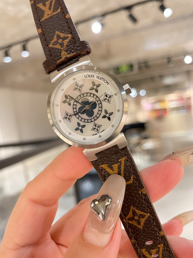 Louis Vuitton Tambour Watch view