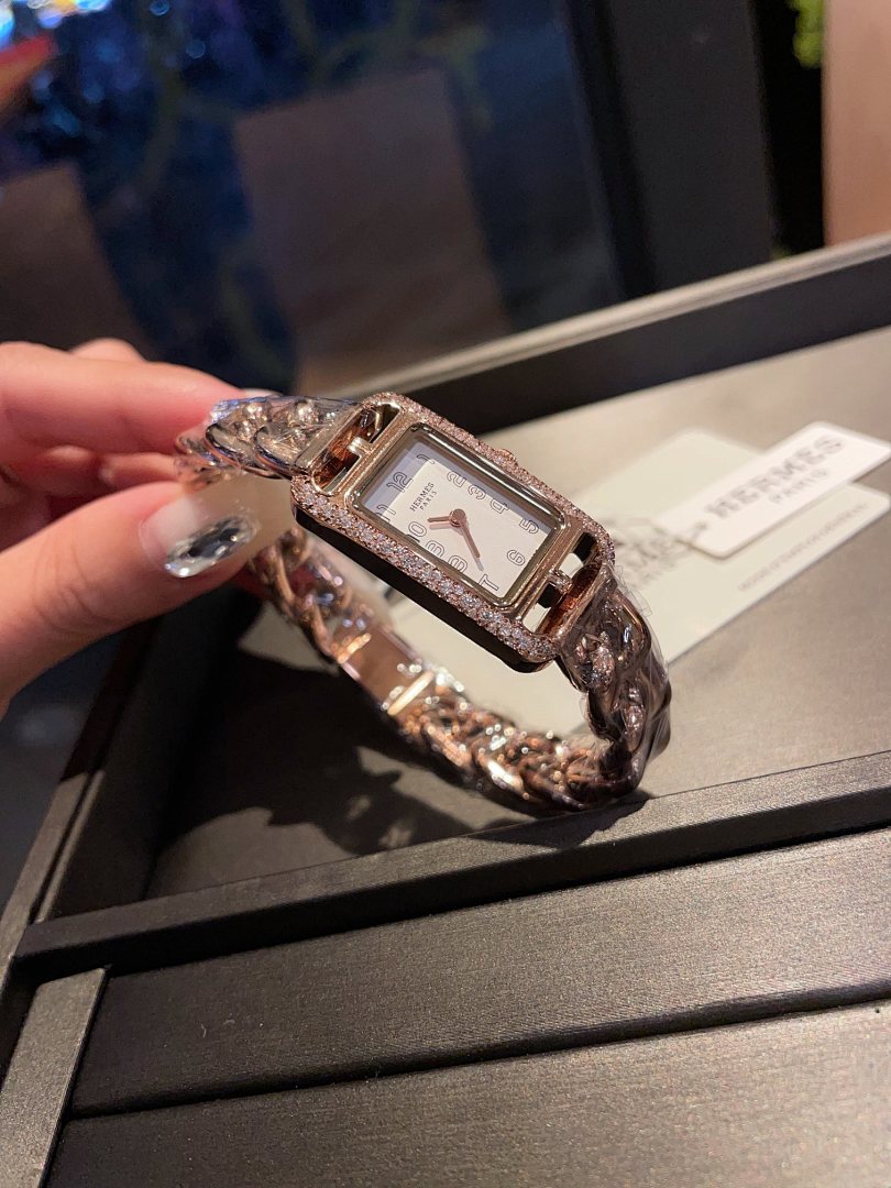 Hermes Cape Cod Watch view