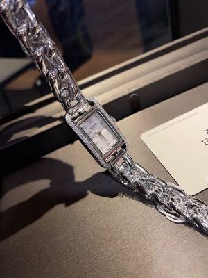 Hermes Cape Cod Watch view 4