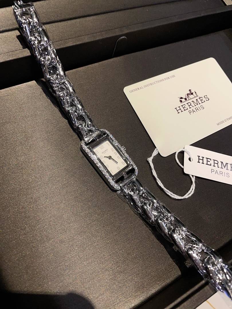 Hermes Cape Cod Watch view