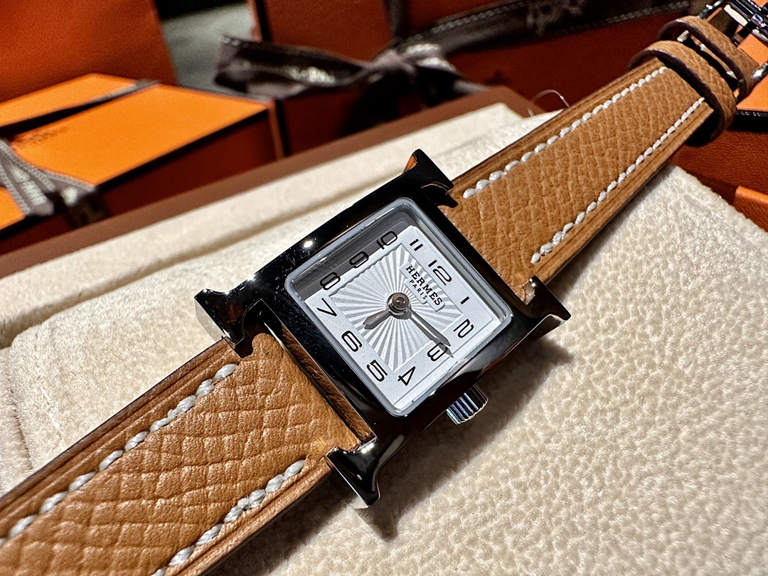 Hermes Cape Cod Watch