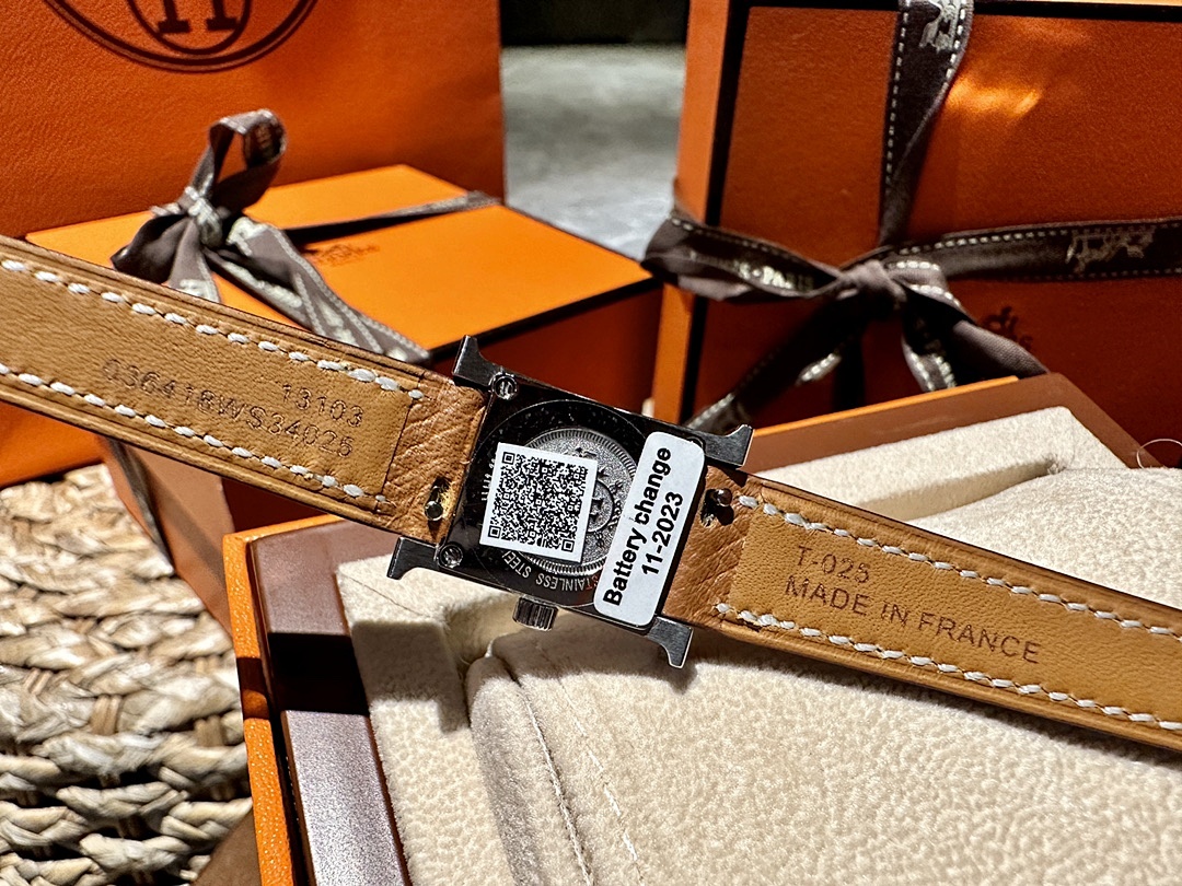 Hermes Cape Cod Watch view