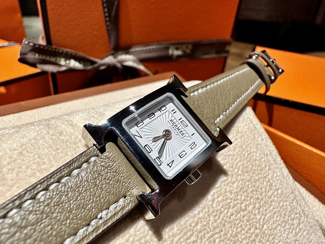 Hermes Cape Cod Watch