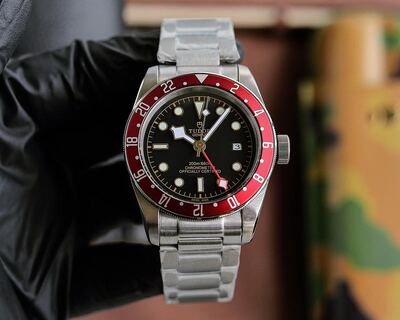 Tudor Black Bay Watch view 3