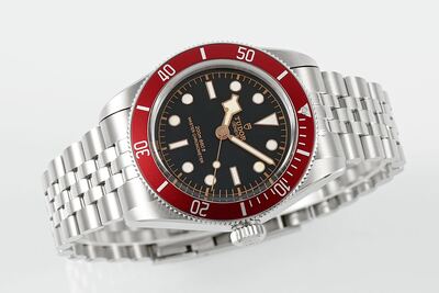 Tudor Black Bay Watch view 5