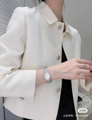 Dior La D de Dior Watch view 9