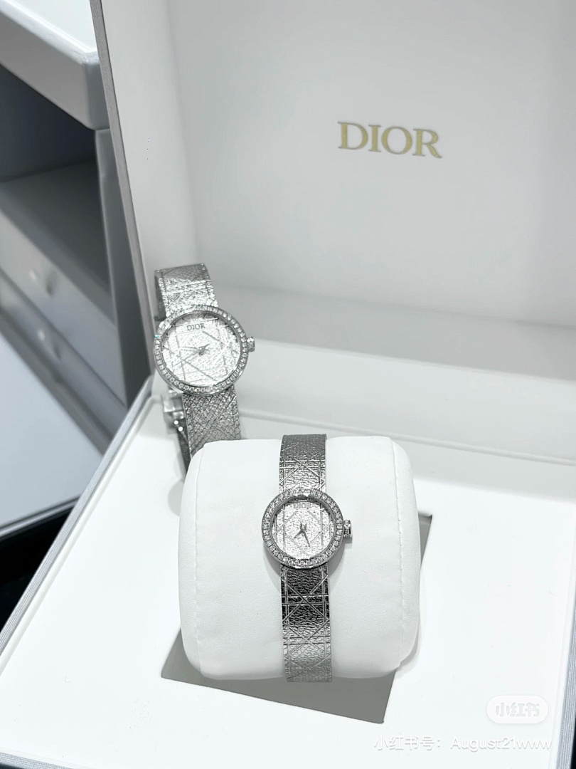 Dior La D de Dior Watch view