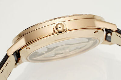 Jaeger-LeCoultre Rendez-Vous Moon Watch view 4