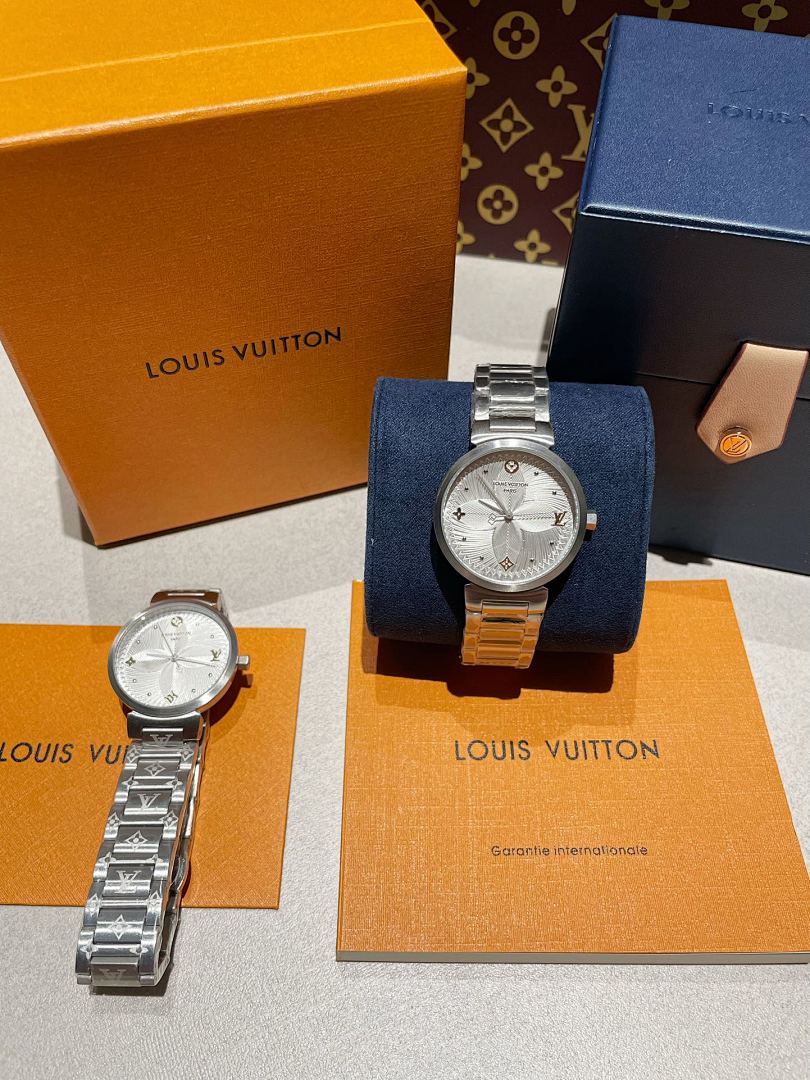 Louis Vuitton Tambour Watch view