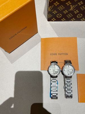 Louis Vuitton Tambour Watch view 9