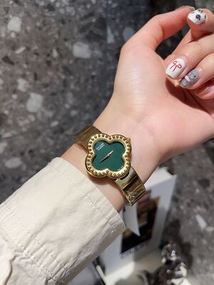 Van Cleef & Arpels Alhambra Watch view 4