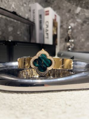 Van Cleef & Arpels Alhambra Watch view 2