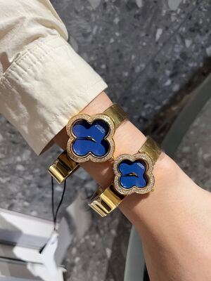 Van Cleef & Arpels Alhambra Watch view 5