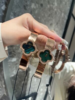 Van Cleef & Arpels Alhambra Watch view 4