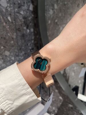 Van Cleef & Arpels Alhambra Watch view 5