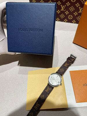 Louis Vuitton Watch view 2