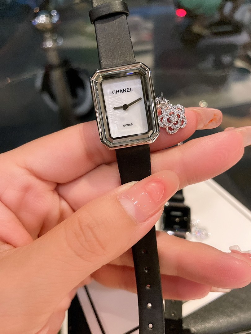 Chanel Premiere Watch view