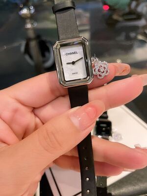 Chanel Premiere Watch view 6