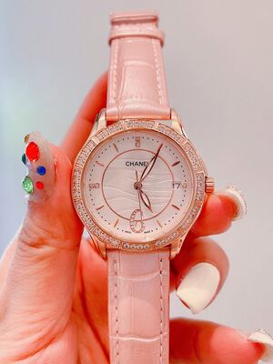 Chanel J12 Watch view 1