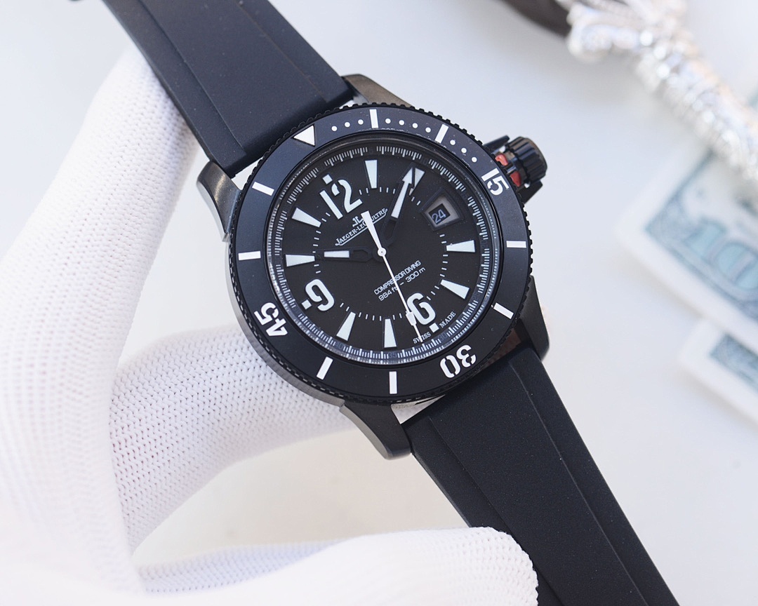 Jaeger-LeCoultre Diving Watch view