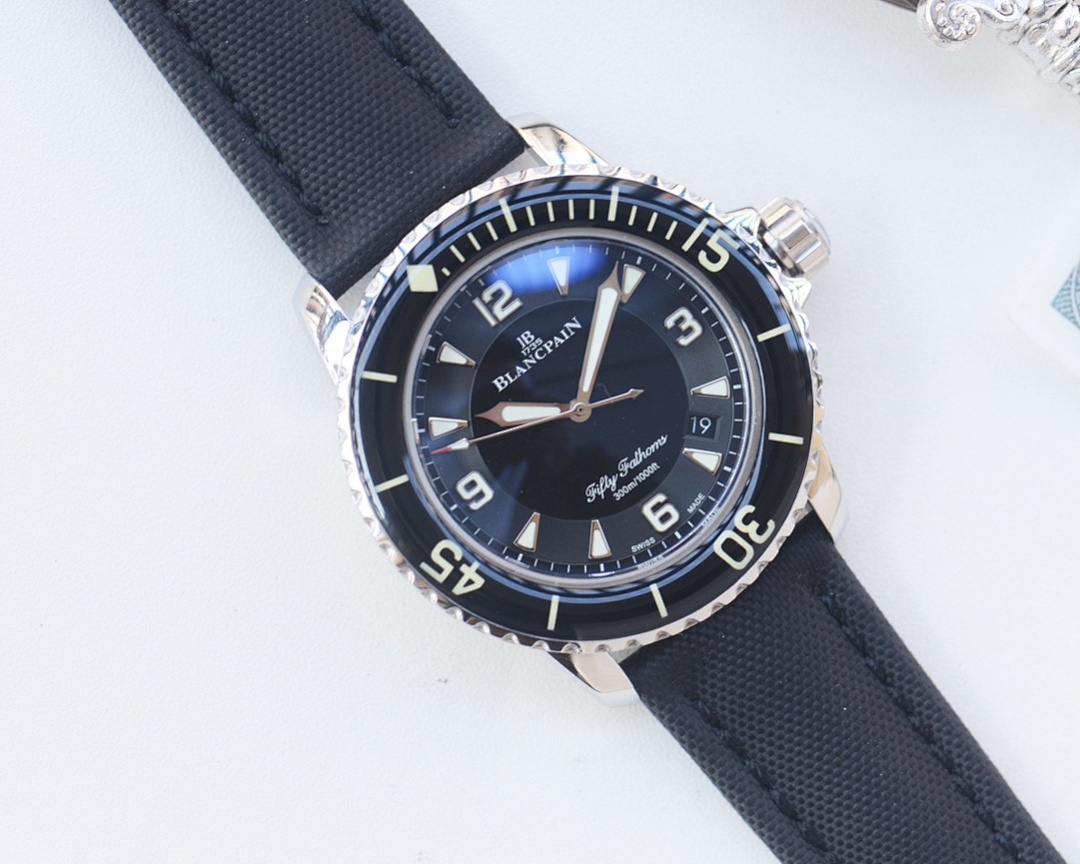 Blancpain Fifty Fathoms Watch view