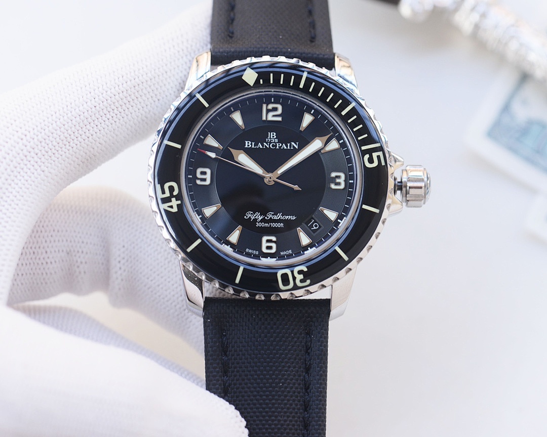 Blancpain Fifty Fathoms Watch view