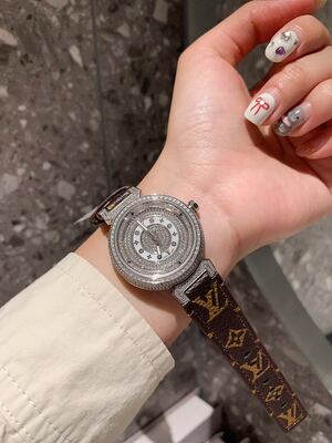 Louis Vuitton Tambour Watch view 15