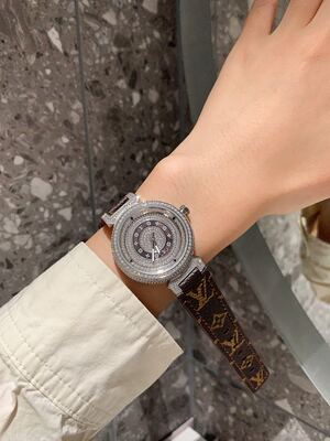 Louis Vuitton Tambour Watch view 8