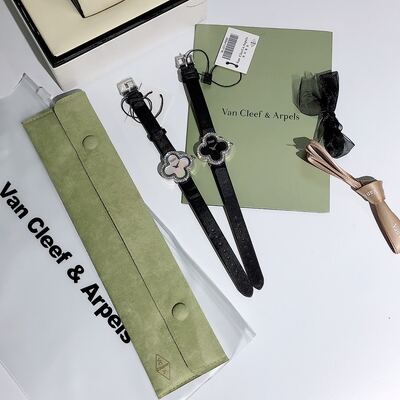 Van Cleef & Arpels Alhambra Watch view 27