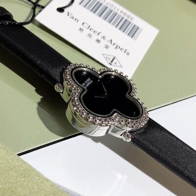 Van Cleef & Arpels Alhambra Watch view 7