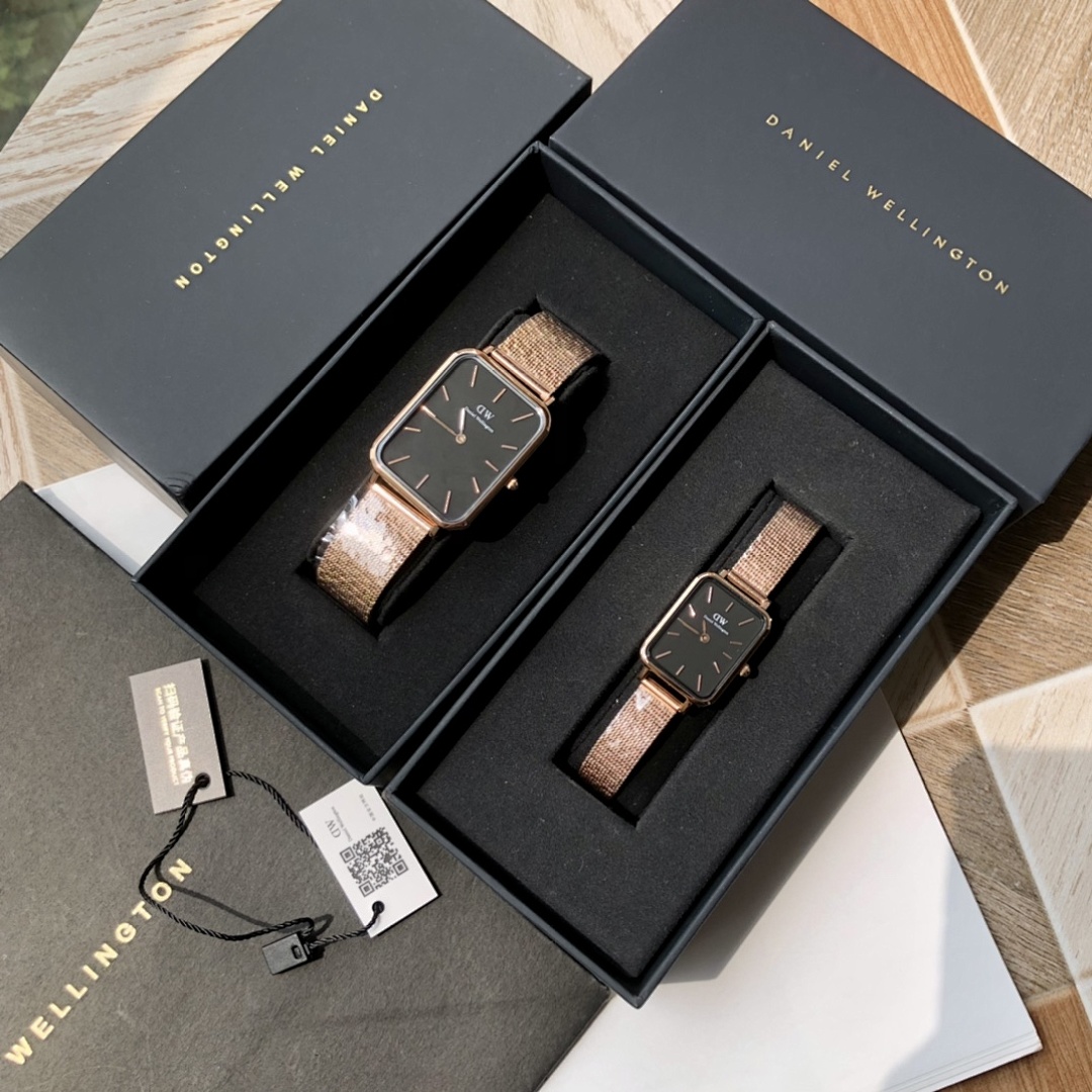 Daniel Wellington Classic Watch view