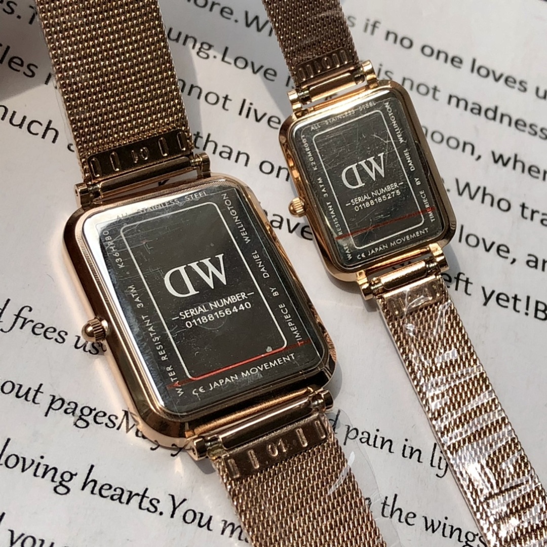 Daniel Wellington Classic Watch view
