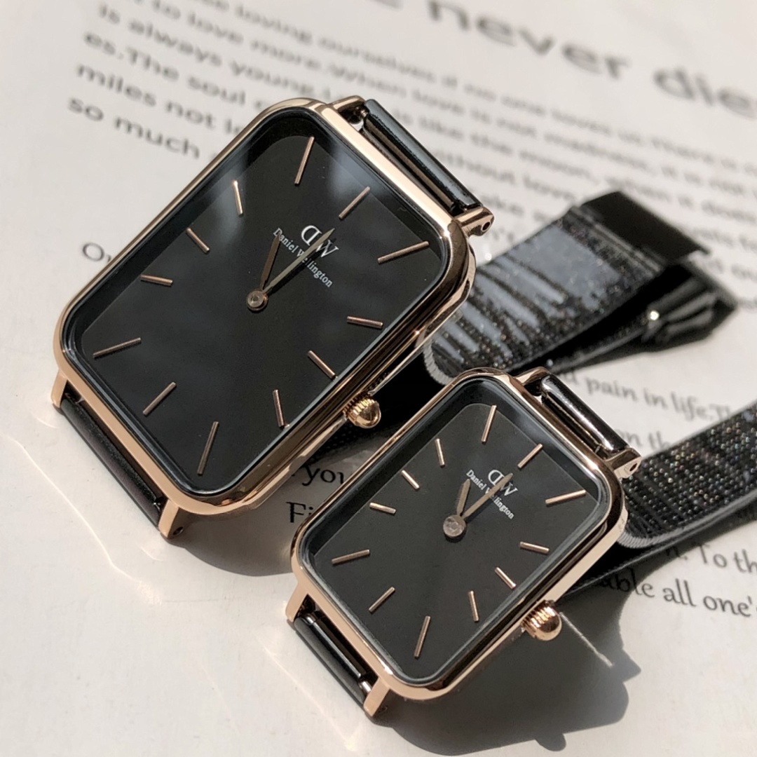Daniel Wellington Rectangle Watch view