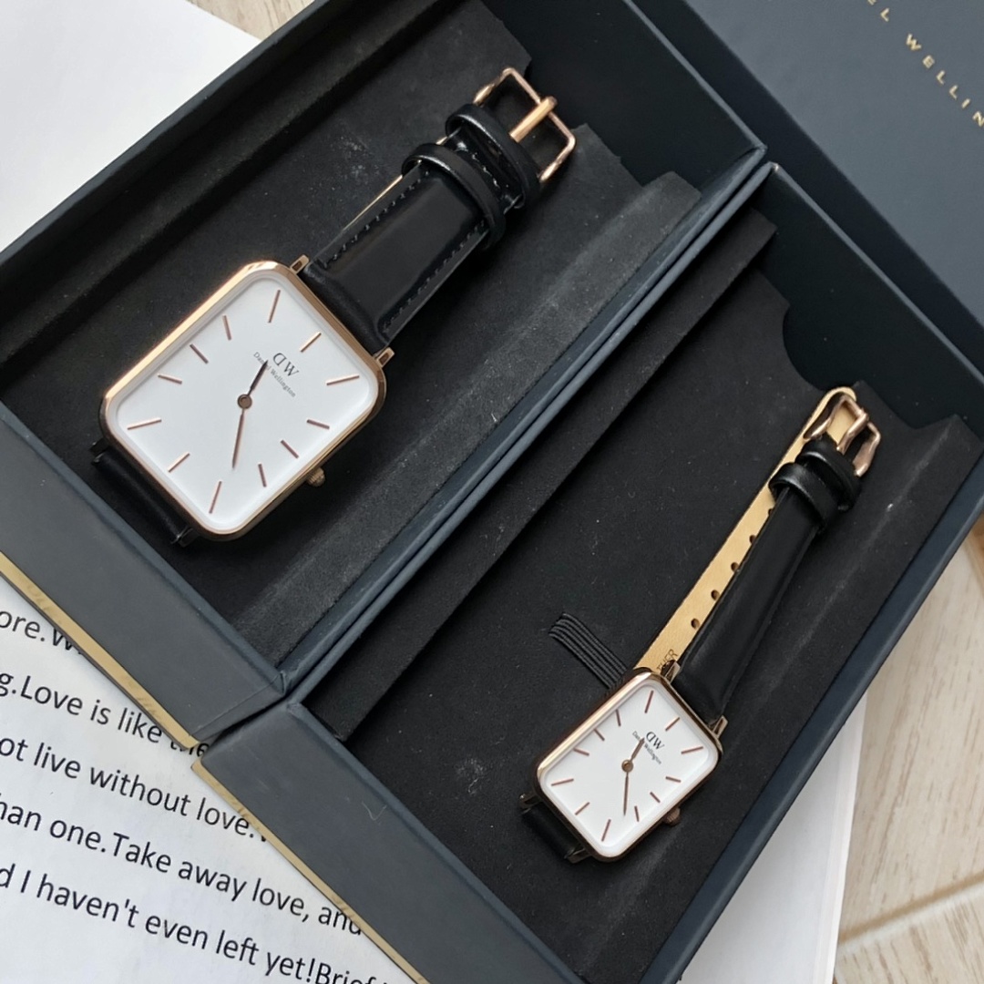 Daniel Wellington Rectangle Watch view