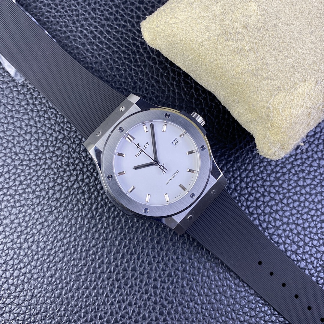 Hublot Classic Fusion Watch
