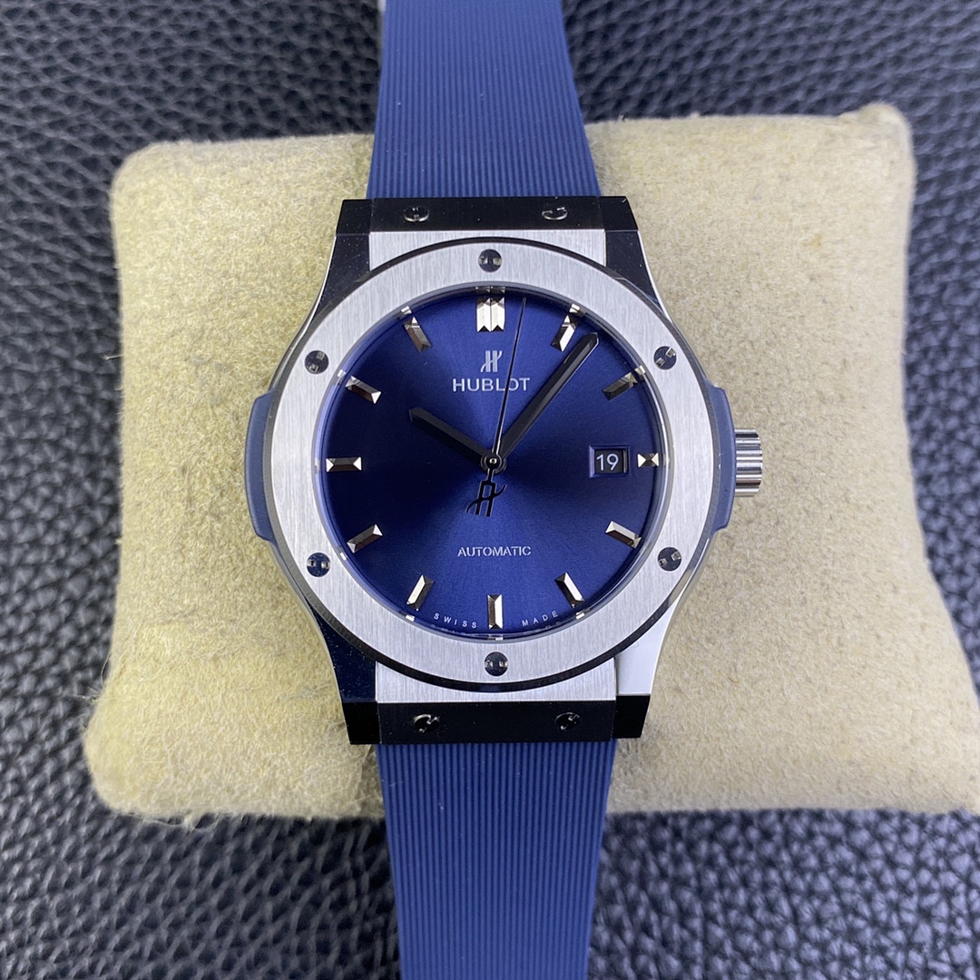 Hublot Classic Fusion Watch view