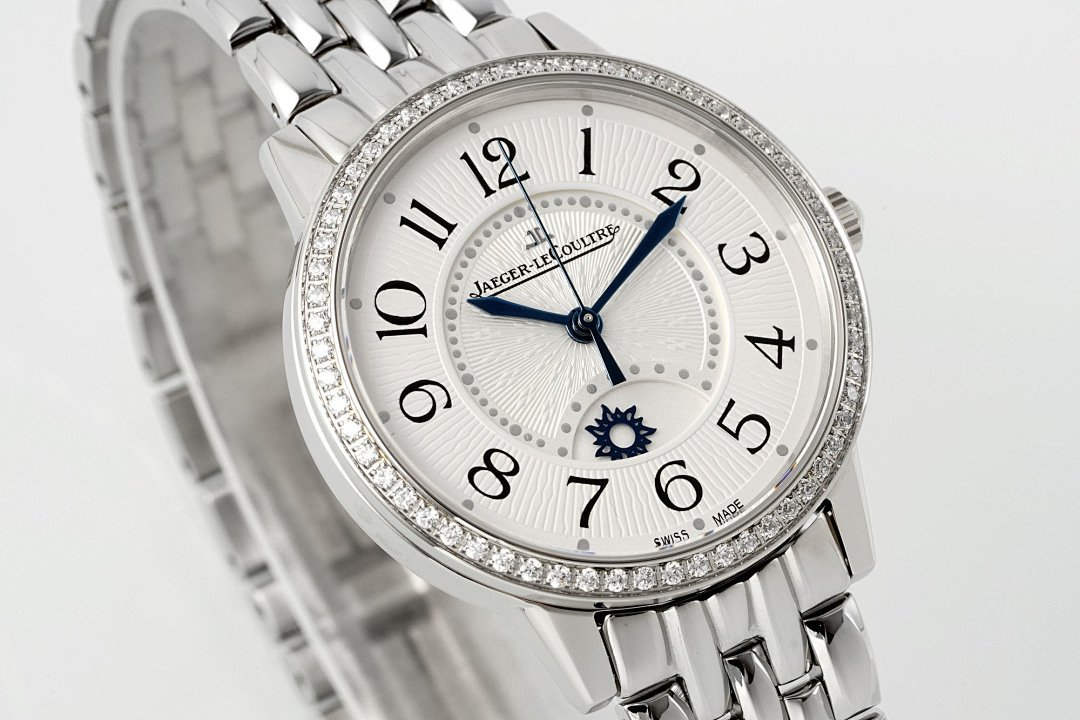 Jaeger-LeCoultre Rendez-Vous Watch view