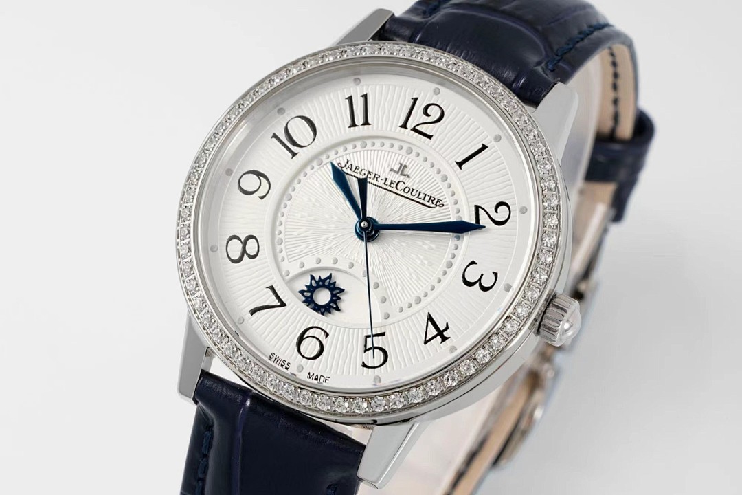 Jaeger-LeCoultre Rendez-Vous Watch view