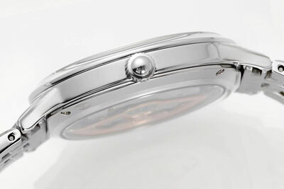 Jaeger-LeCoultre Rendez-Vous Watch view 3