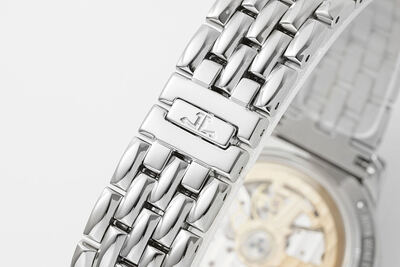 Jaeger-LeCoultre Rendez-Vous Watch view 4