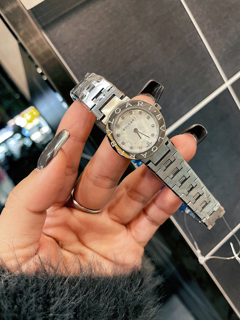 Bvlgari Diagono Watch view