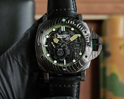Panerai Submersible Militaire Watch view 9