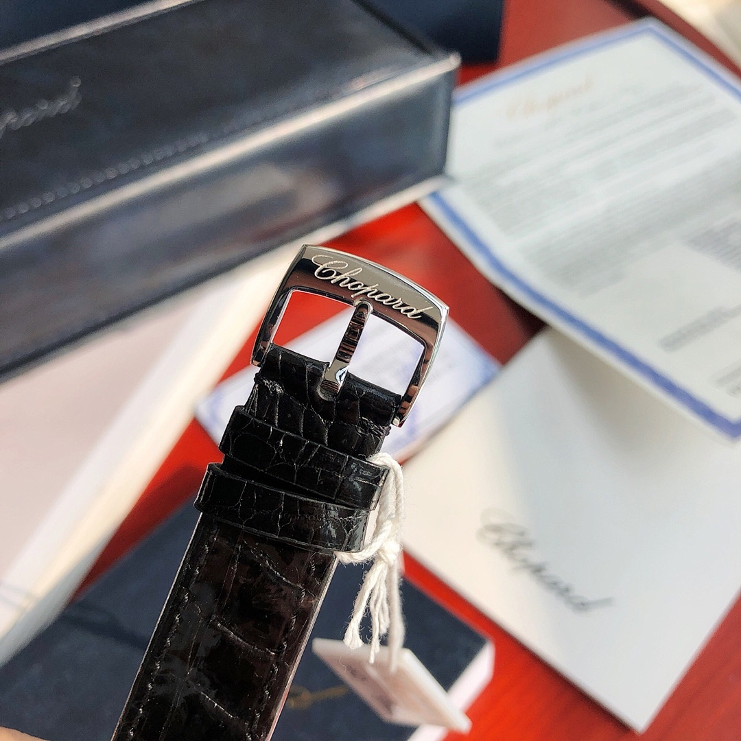 Chopard Happy Diamonds Watch view